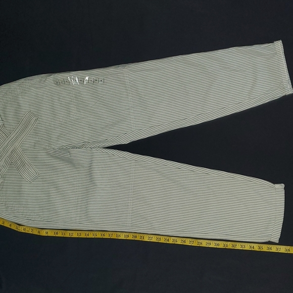 NWT American Eagle Hi-Rise Taper - Picture 4 of 16